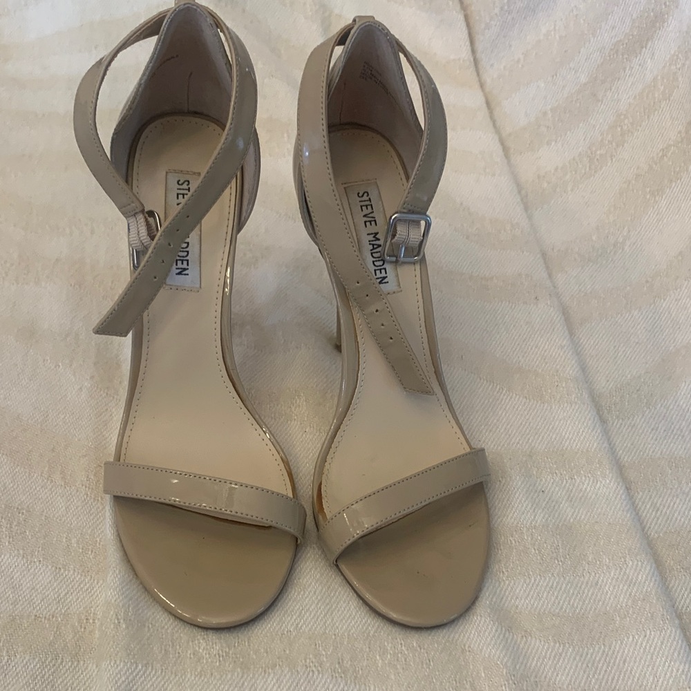Steve Madden Tan Patent Leather Strappy Heels
